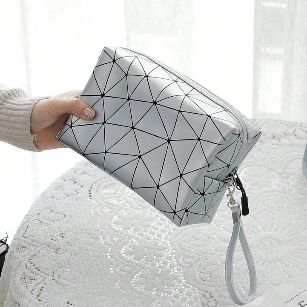 Geometric Luminous Makeup Bag  - Tech Accessories Travel Organizer Pouch avis et prix
