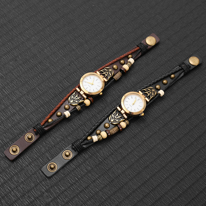 Vintage Leather Quartz Watch H - Tech Wear Accessories avis et prix